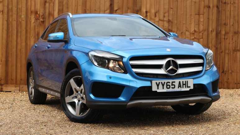 MERCEDES-BENZ GLA