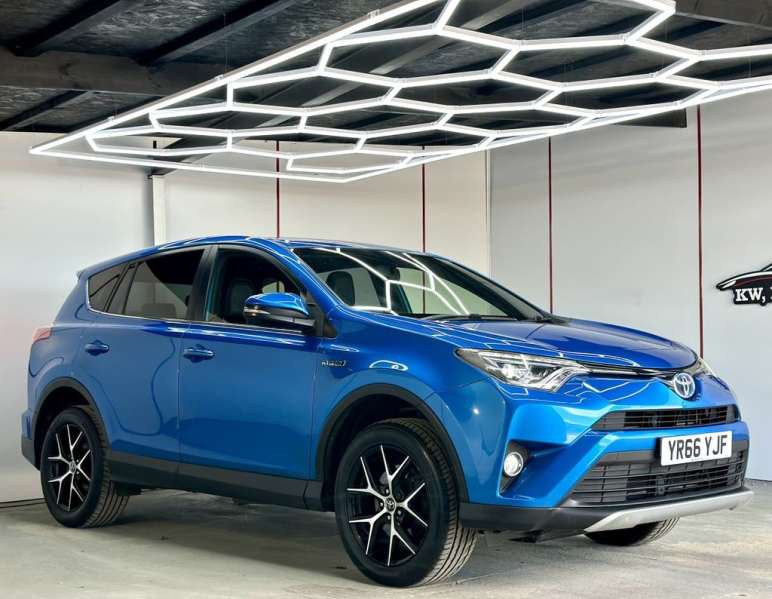 TOYOTA RAV4