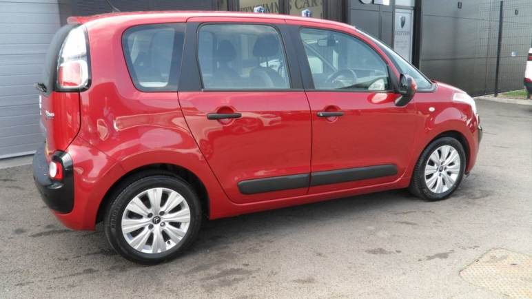 1.6 HDi VTR+ MPV 5dr Diesel Manual Euro 5 (90 ps),
