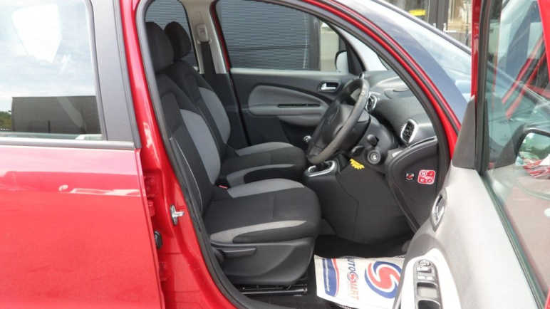 1.6 HDi VTR+ MPV 5dr Diesel Manual Euro 5 (90 ps),