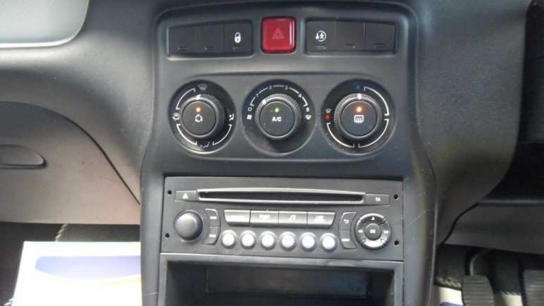 1.6 HDi VTR+ MPV 5dr Diesel Manual Euro 5 (90 ps),