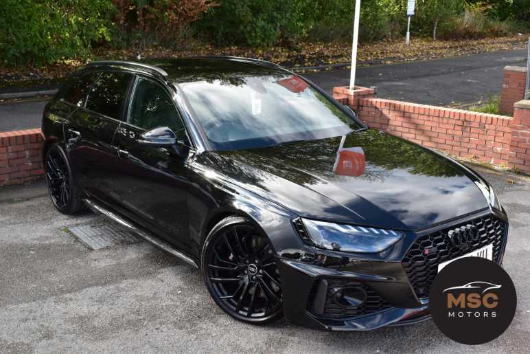 AUDI RS4