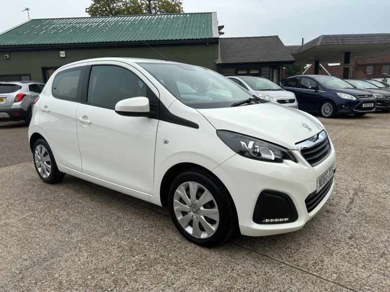 PEUGEOT 108