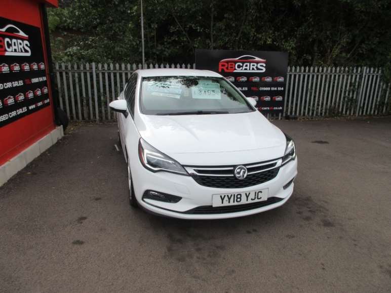 VAUXHALL ASTRA