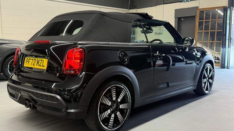 2.0 Convertible Cooper S Exclusive