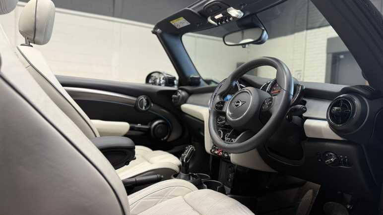 2.0 Convertible Cooper S Exclusive