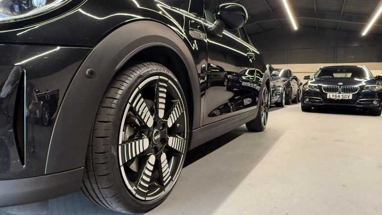 2.0 Convertible Cooper S Exclusive
