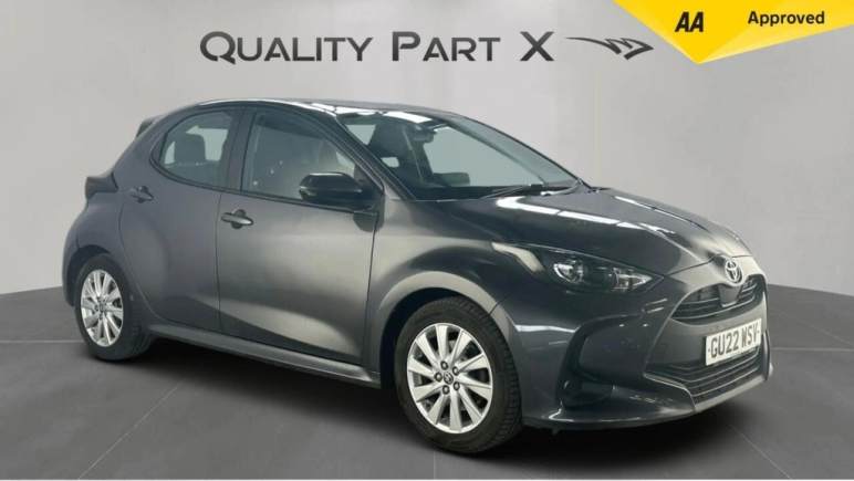 TOYOTA YARIS