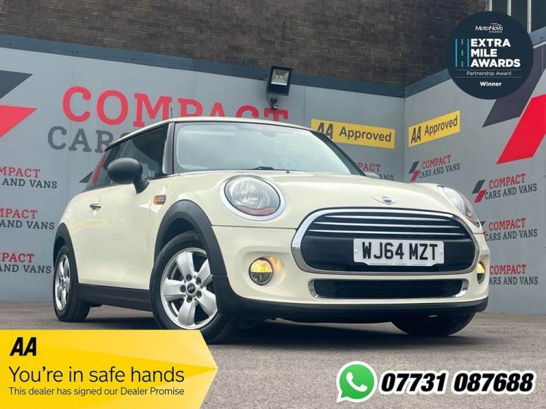 MINI HATCHBACK