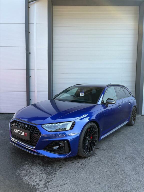 AUDI RS4