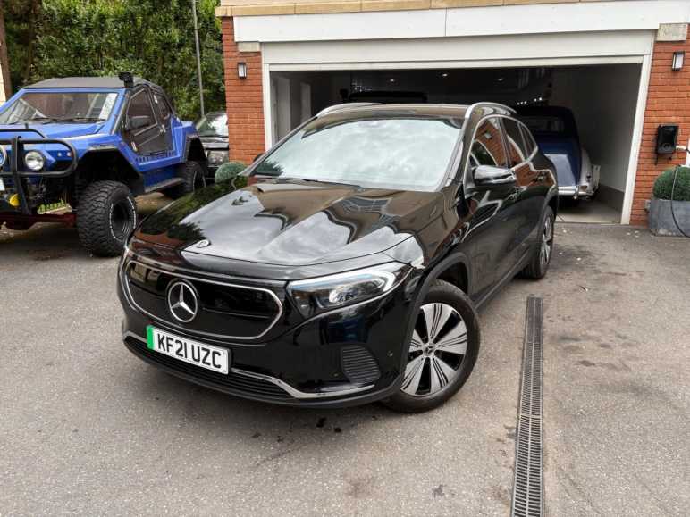 MERCEDES-BENZ EQA