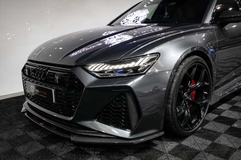4.0 TFSI V8 Performance Carbon Vorsprung