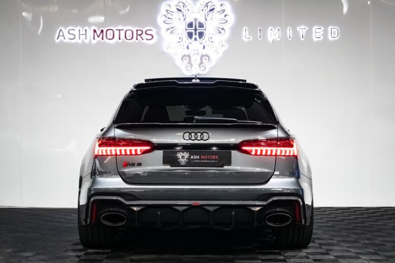 4.0 TFSI V8 Performance Carbon Vorsprung