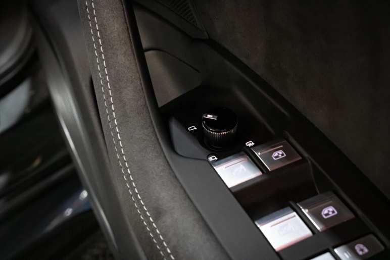 4.0 TFSI V8 Performance Carbon Vorsprung
