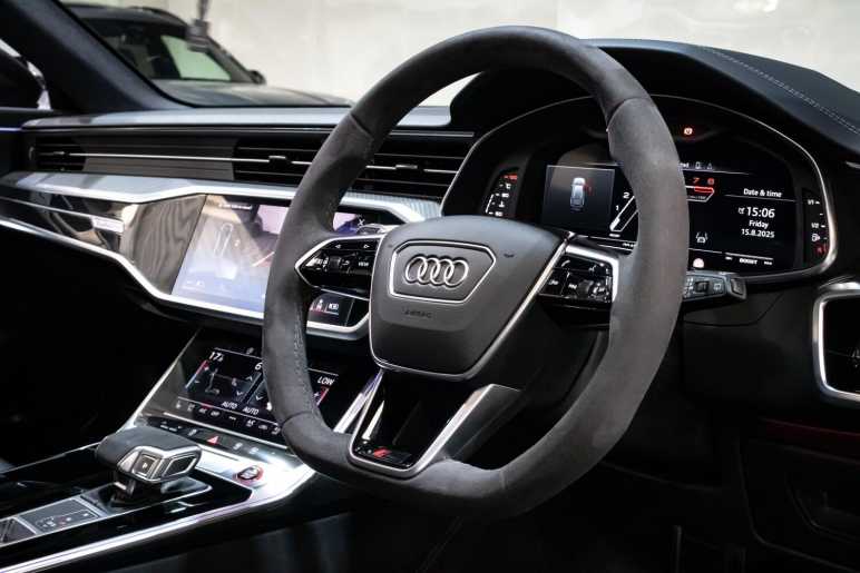 4.0 TFSI V8 Performance Carbon Vorsprung