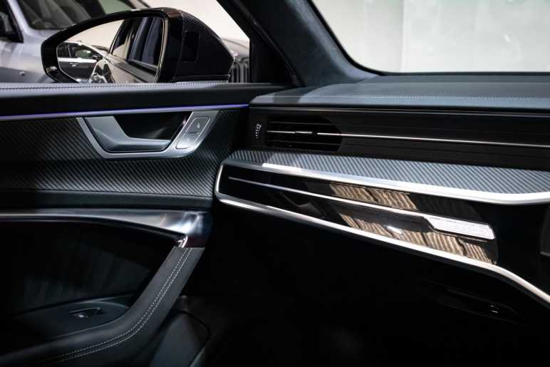 4.0 TFSI V8 Performance Carbon Vorsprung