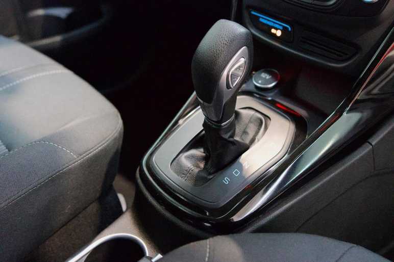 1.6 Titanium Navigator Powershift Euro 6 5dr