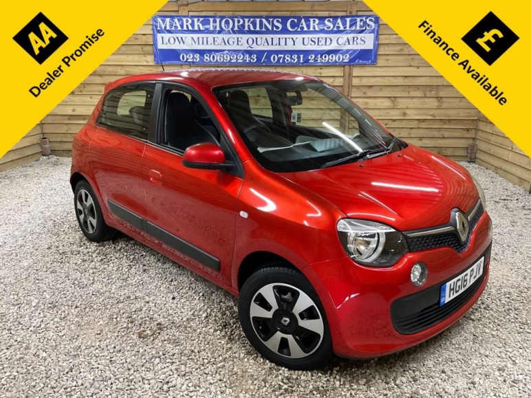 1.0 SCe Play Hatchback 5dr Petrol Manual Euro 6 (70 ps)