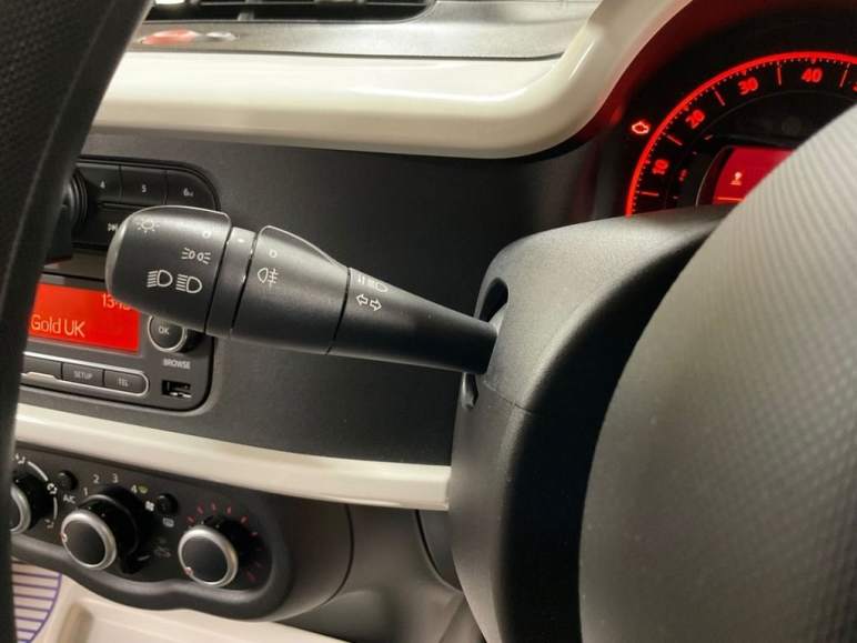 1.0 SCe Play Hatchback 5dr Petrol Manual Euro 6 (70 ps)