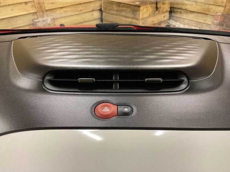1.0 SCe Play Hatchback 5dr Petrol Manual Euro 6 (70 ps)
