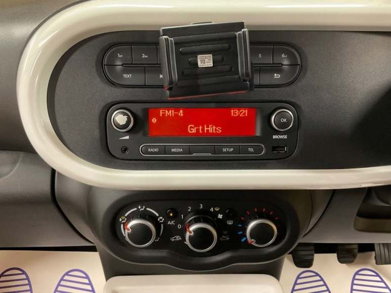 1.0 SCe Play Hatchback 5dr Petrol Manual Euro 6 (70 ps)