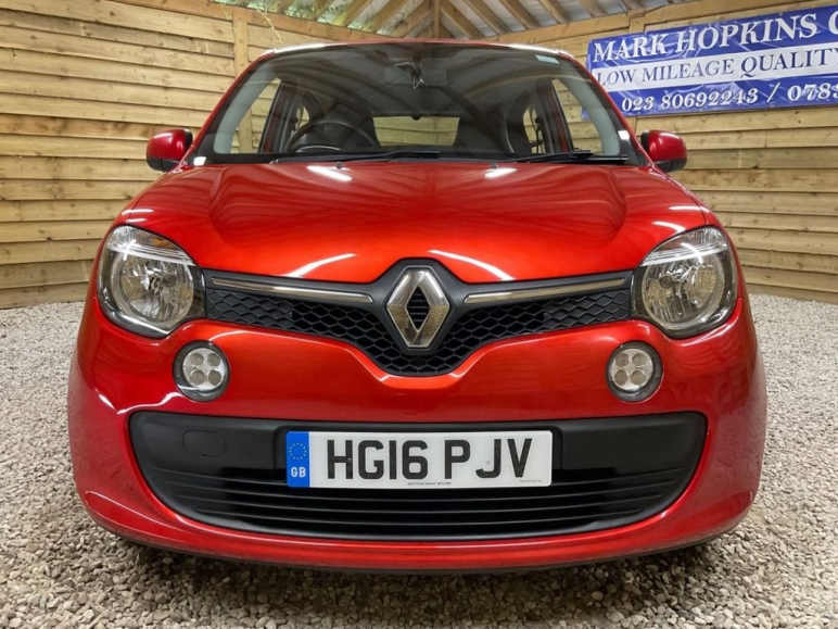 1.0 SCe Play Hatchback 5dr Petrol Manual Euro 6 (70 ps)