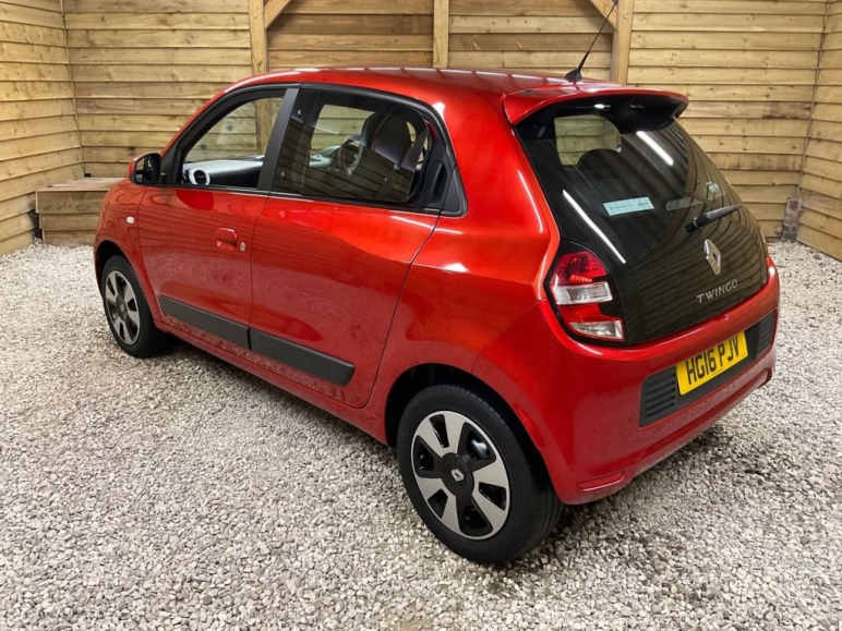 1.0 SCe Play Hatchback 5dr Petrol Manual Euro 6 (70 ps)