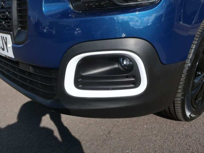 1.2 PureTech Flair M MPV Euro 6 (s/s) 5dr 1.2 Pure