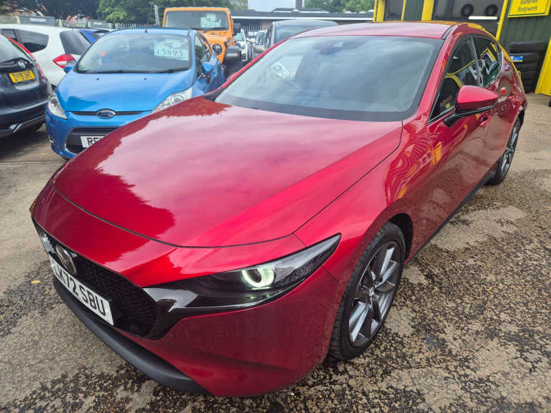 MAZDA 3