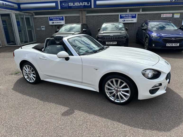 FIAT 124 SPIDER