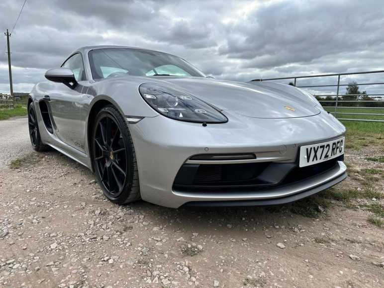 PORSCHE CAYMAN