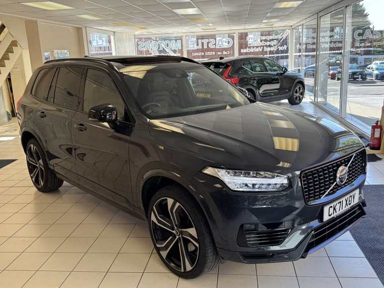 VOLVO XC90