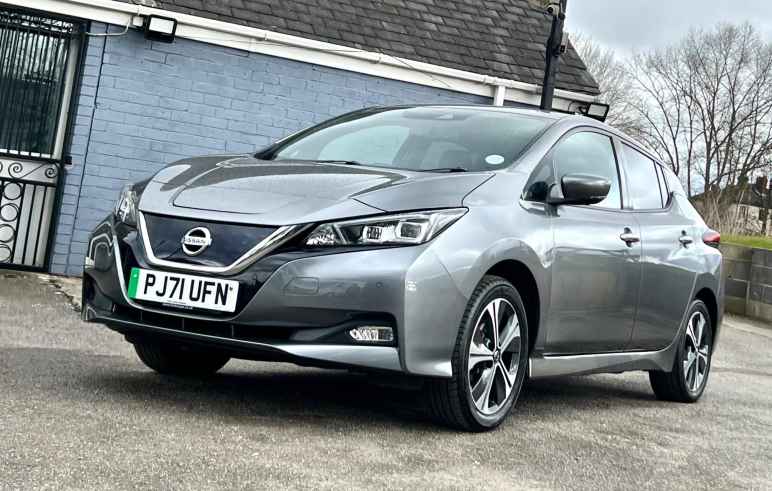 NISSAN LEAF