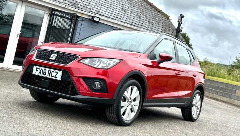 SEAT ARONA