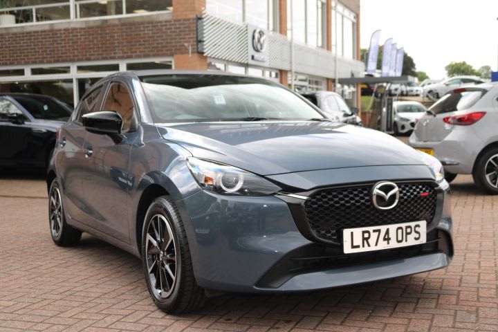 MAZDA 2