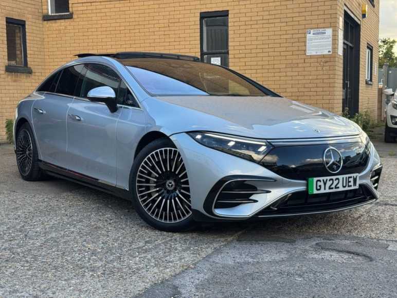 MERCEDES-BENZ EQS
