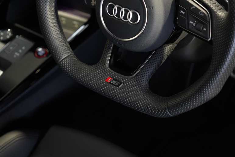 Rs 3 Saloon Carbon Black
