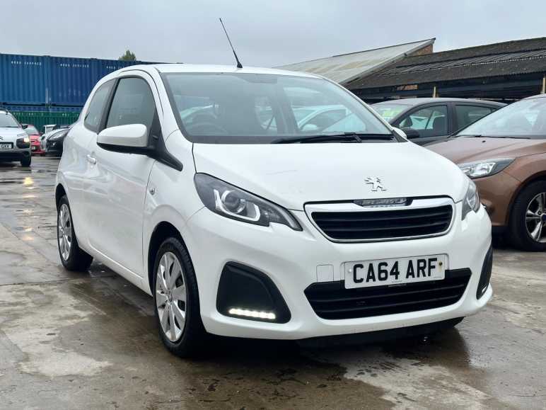 PEUGEOT 108