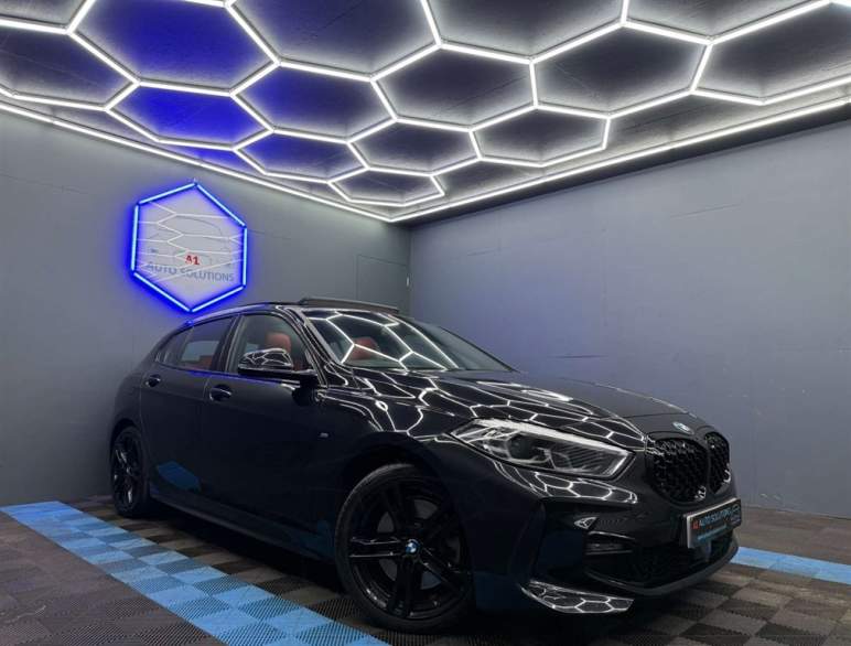 BMW 1 SERIES
