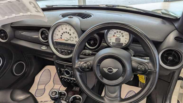 COOPER S LOW MILES LEATHER