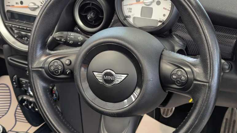 COOPER S LOW MILES LEATHER