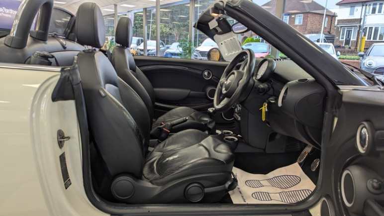 COOPER S LOW MILES LEATHER