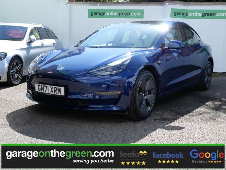 TESLA MODEL 3