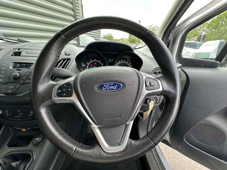 1.0 Zetec 5dr