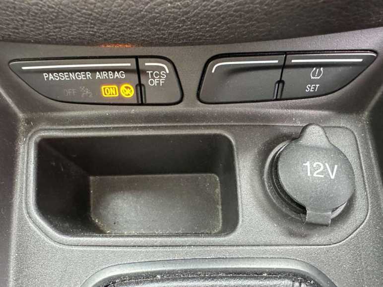 1.0 Zetec 5dr