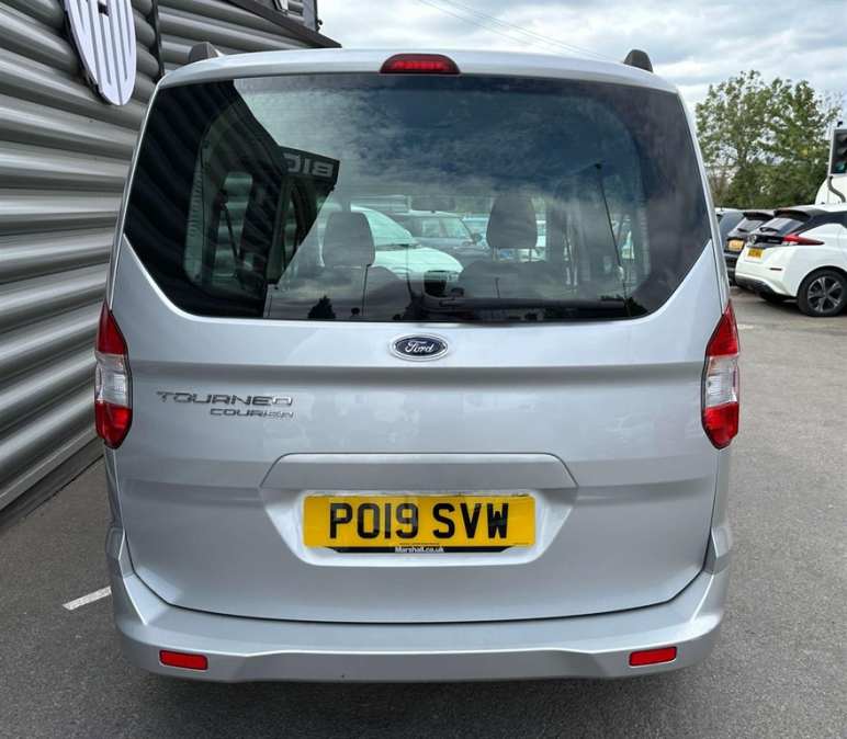 1.0 Zetec 5dr
