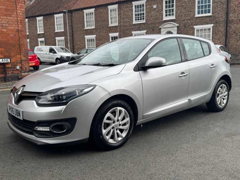 RENAULT MEGANE