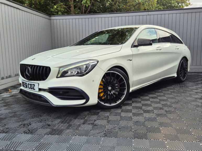 MERCEDES-BENZ CLA