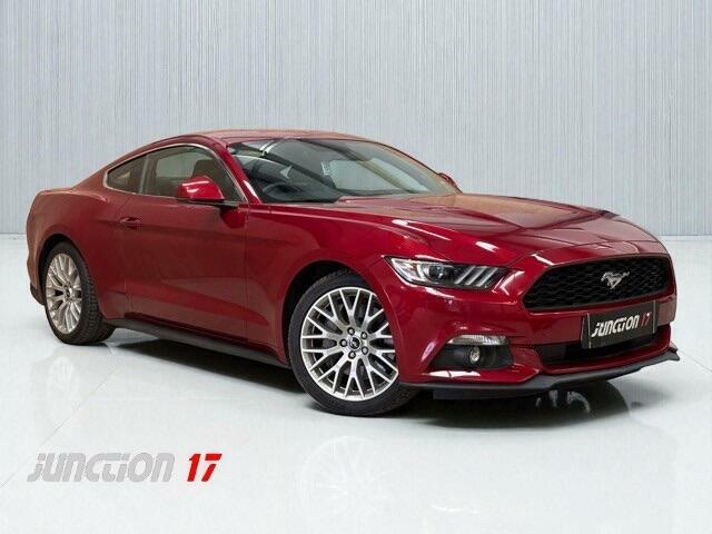 FORD MUSTANG