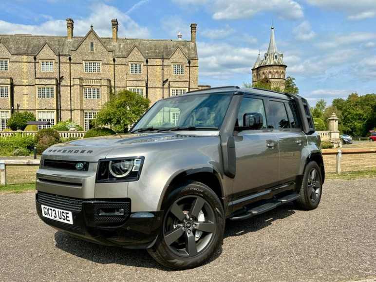 LAND ROVER DEFENDER